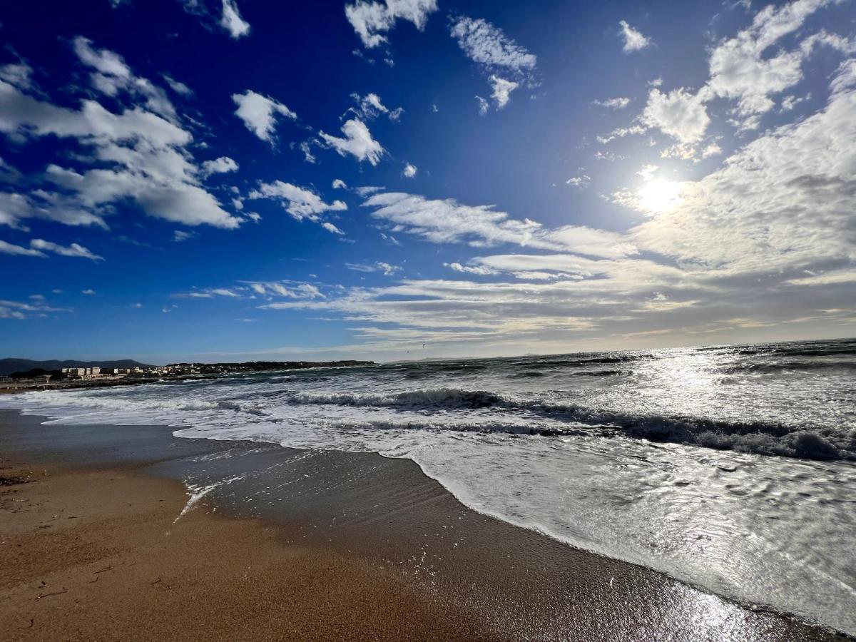 Domaine De La Coudouliere, Vue Mer, Plage, Piscine Et Parc Six-Fours-les-Plages Exterior foto